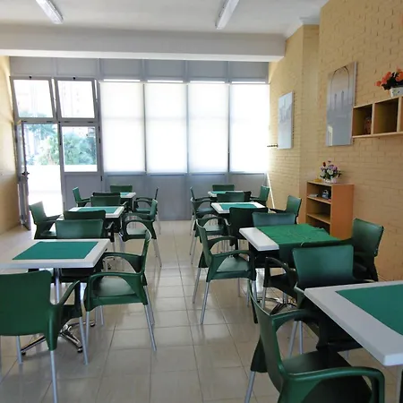 Gemelos 22 2-15-b Levante Benidorm