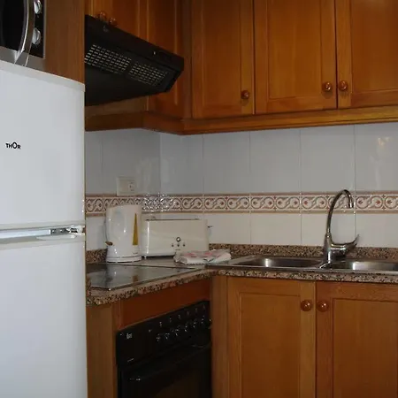 Gemelos 22 2-15-b Levante Benidorm